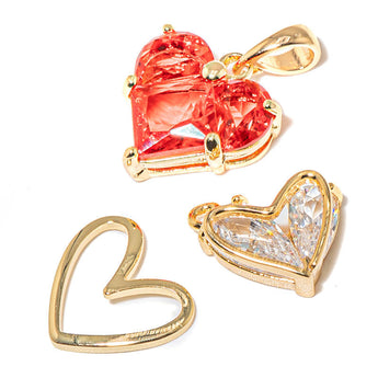 18K Gold Heart Charm Set