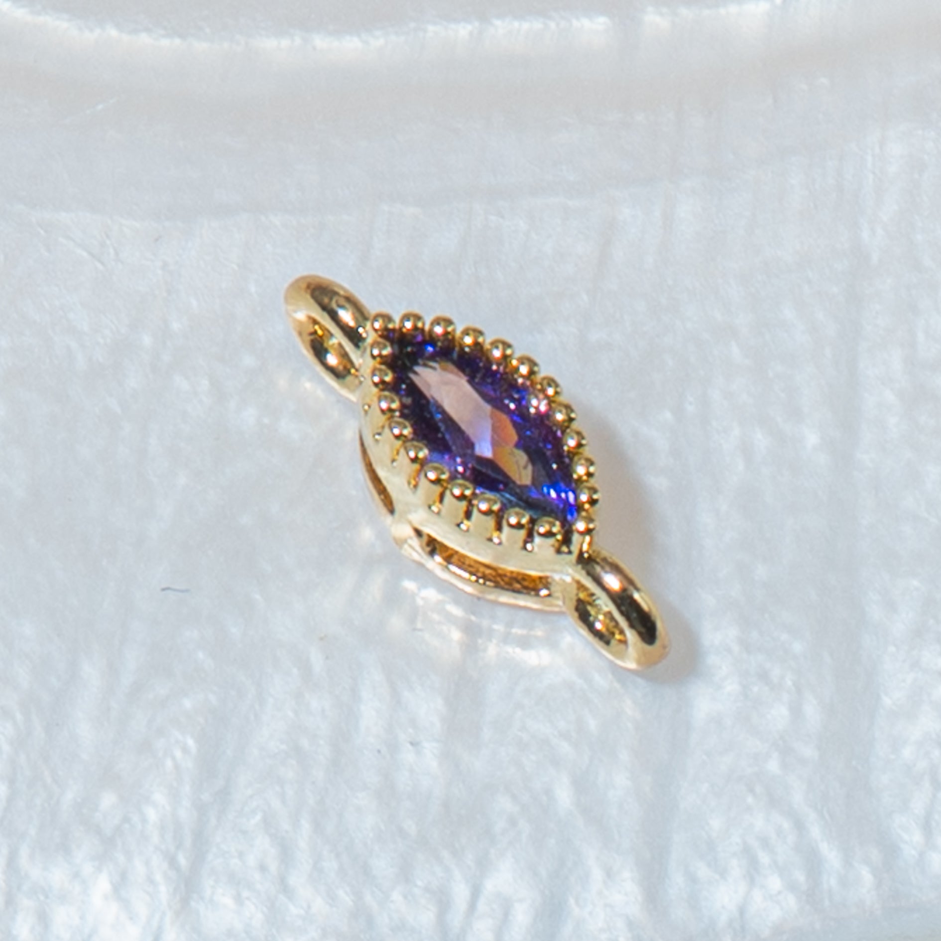 18K Gold Cubic Zirconia Oval Mini Link Connectors
