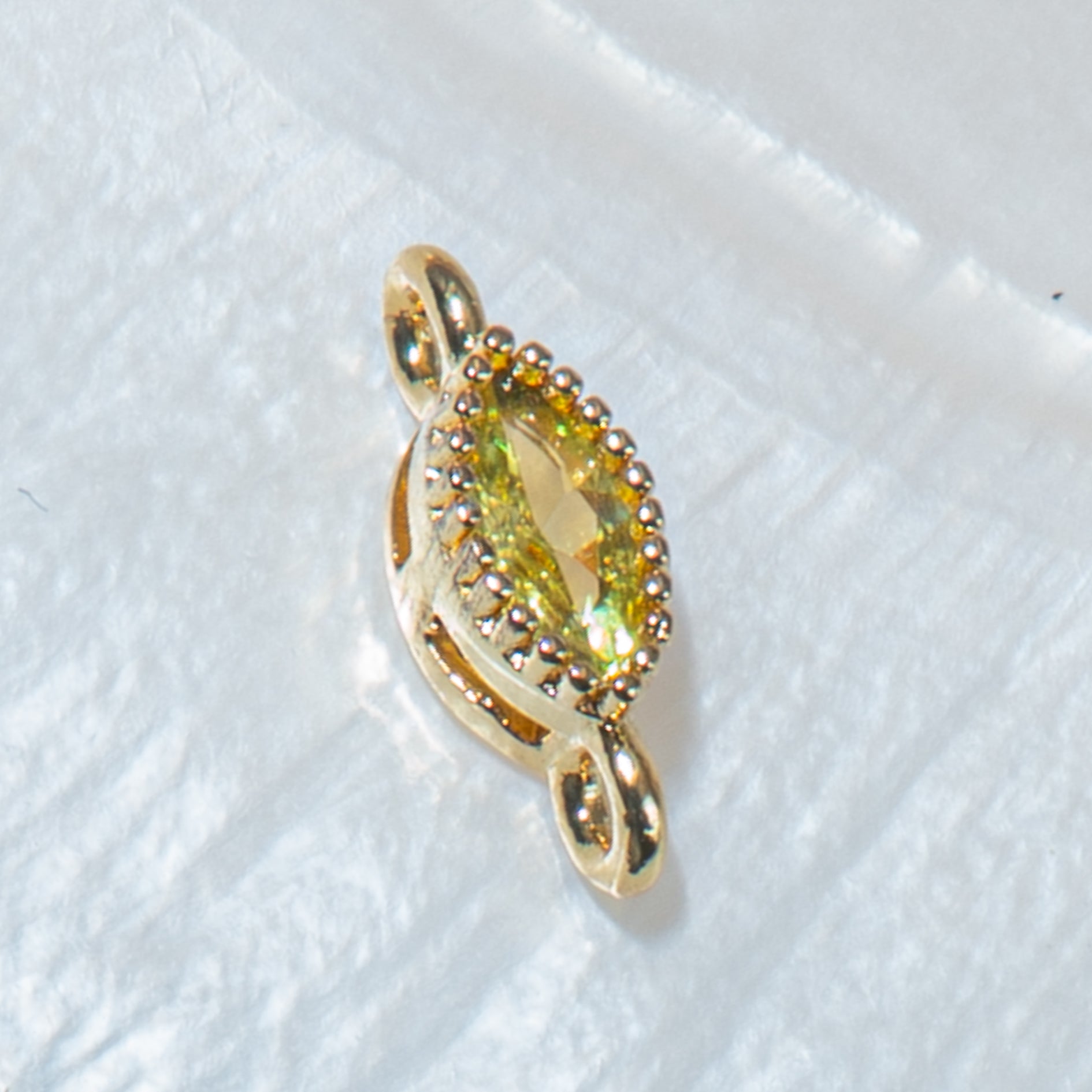 18K Gold Cubic Zirconia Oval Mini Link Connectors