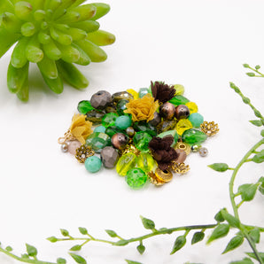 Mini Bead Mix in Avocado on E'rything