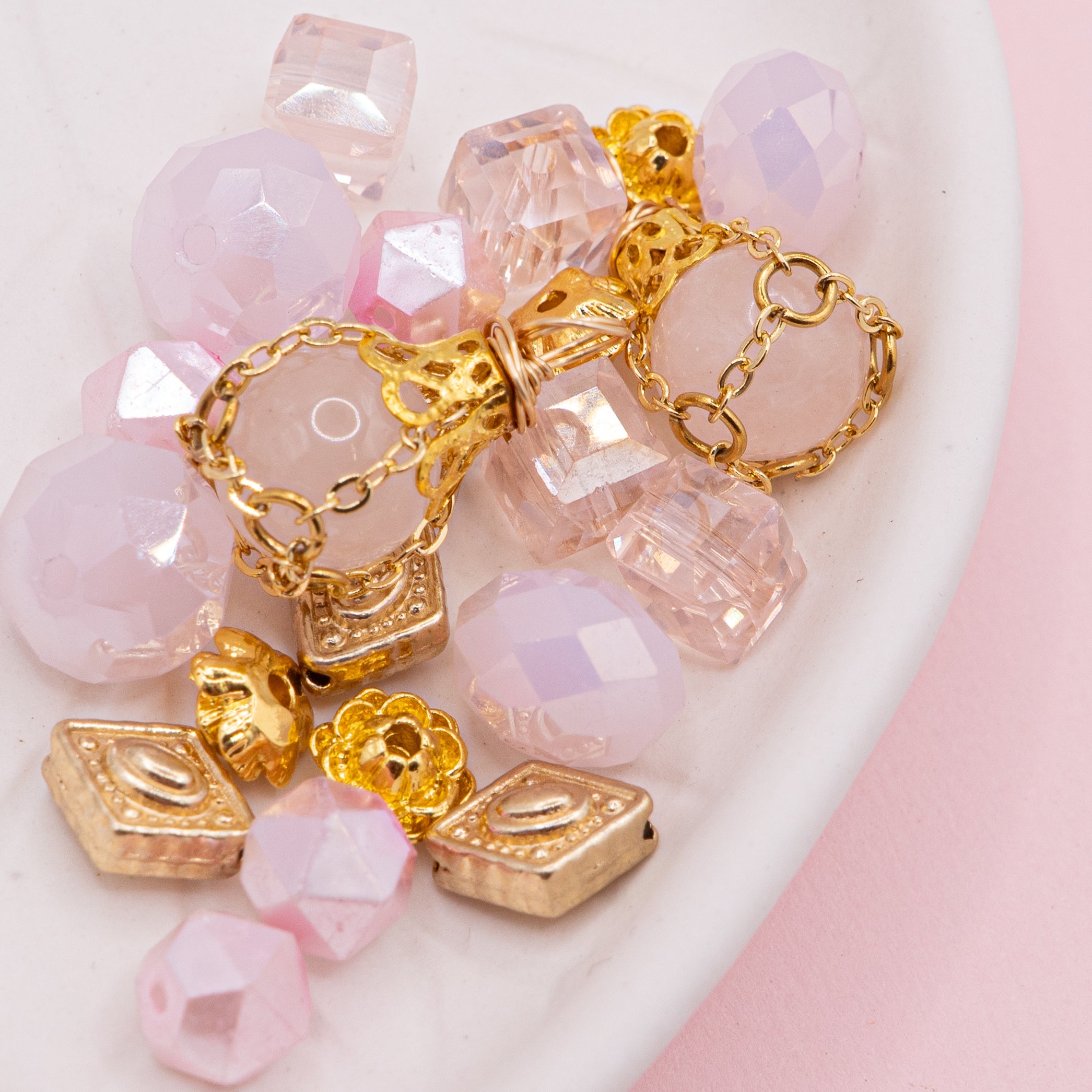 Bead Mix in Poppin Pink