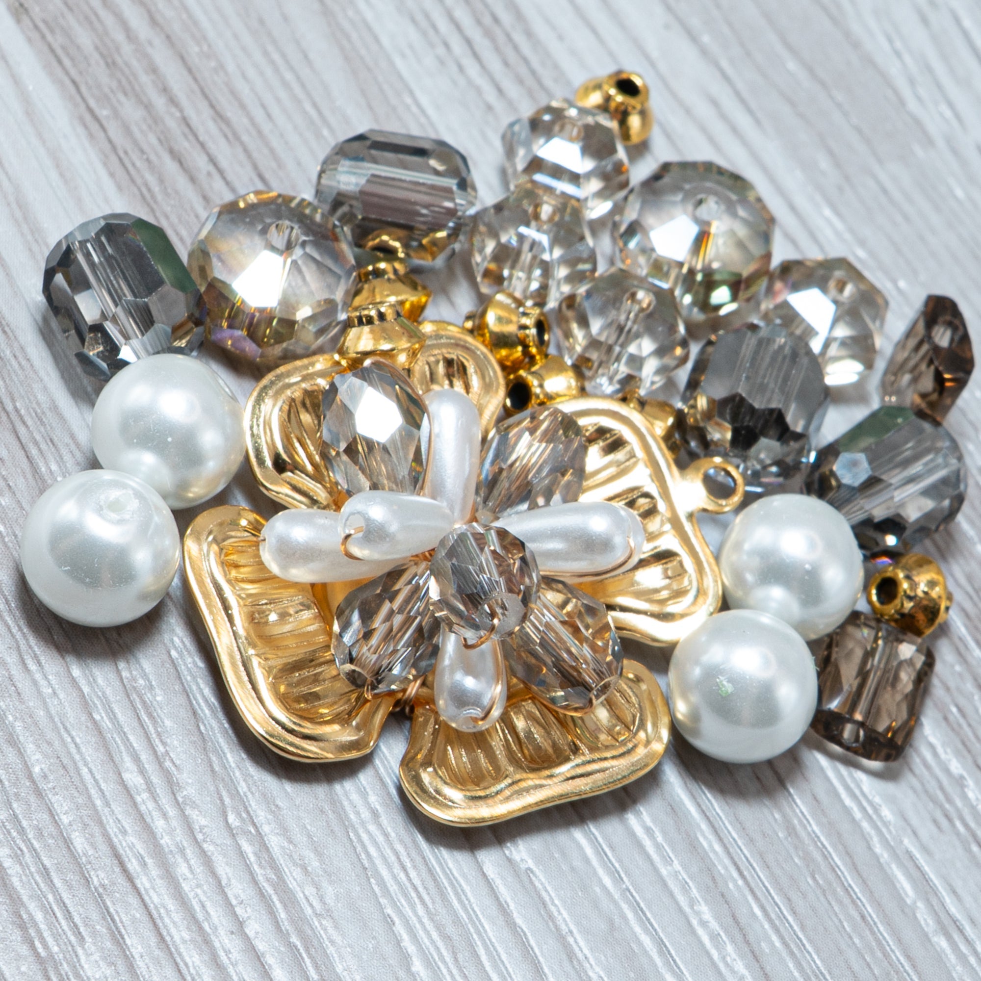 Bite-Sized Bead Mix in Evening Primrose