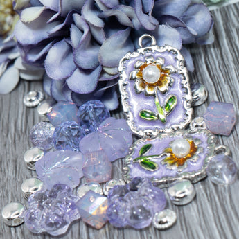 Bite-Sized Bead Mix in Everlasting Gardens