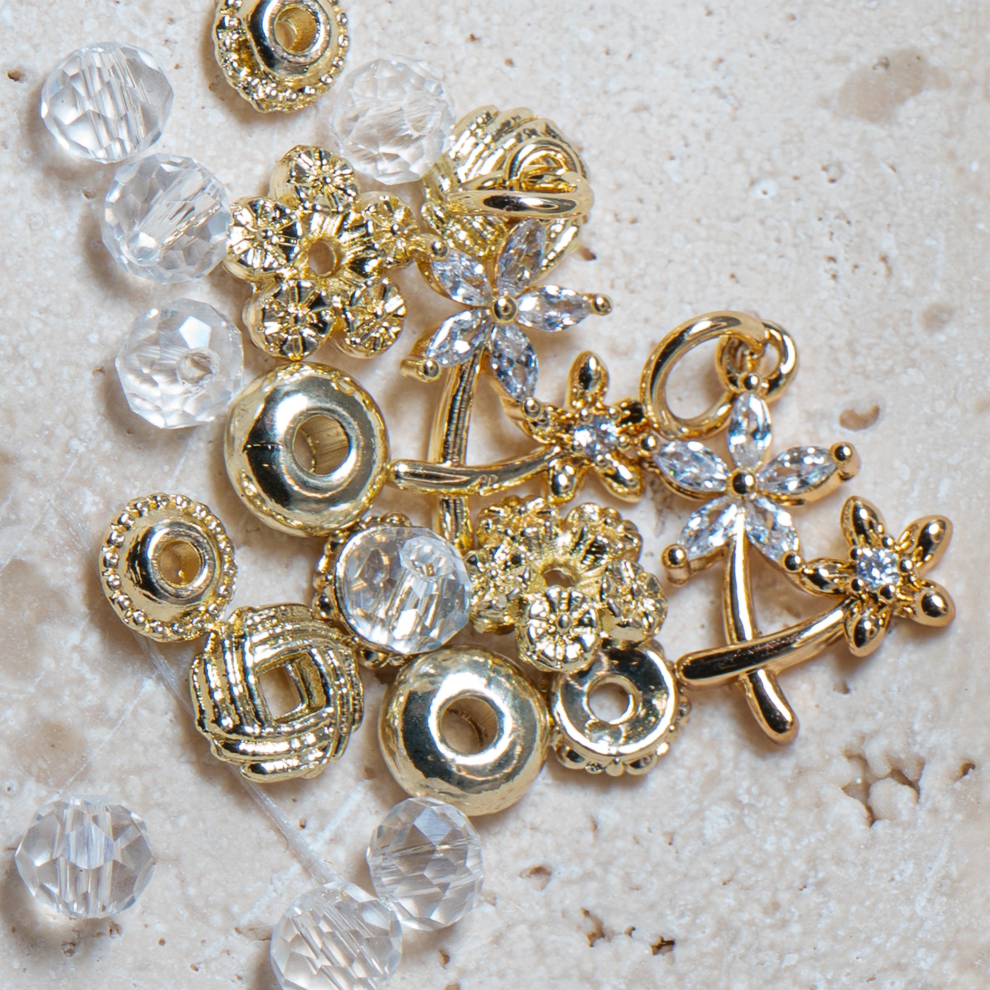 Bite-Sized Bead mix in Golden Blooms