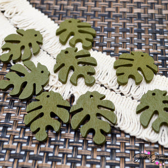 Into The Ferns Wood Pendant Set