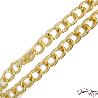 Snakeskin Coil Large Link Chain in Gold