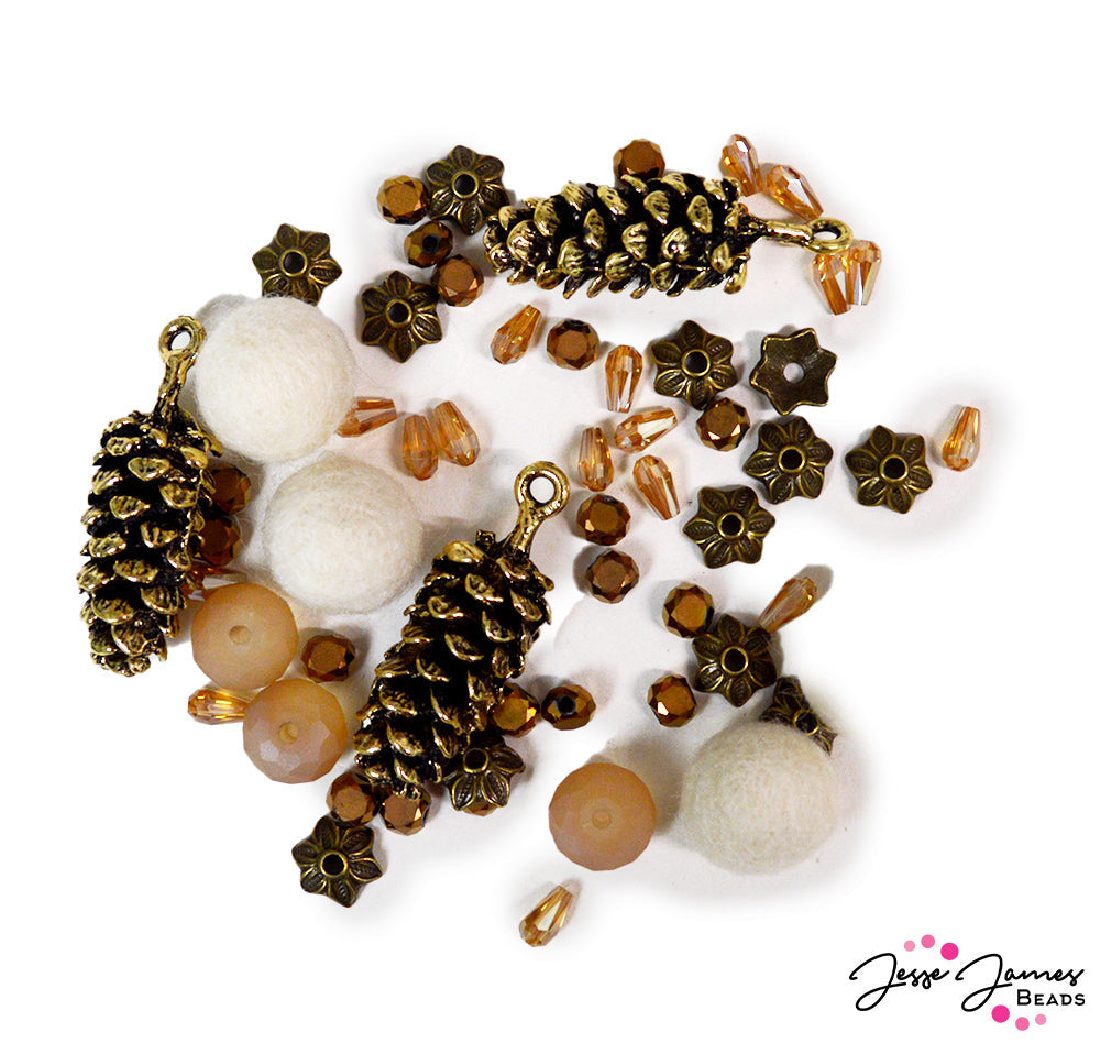 Winter Workshop 2023 Woodland Holiday Bead Mix
