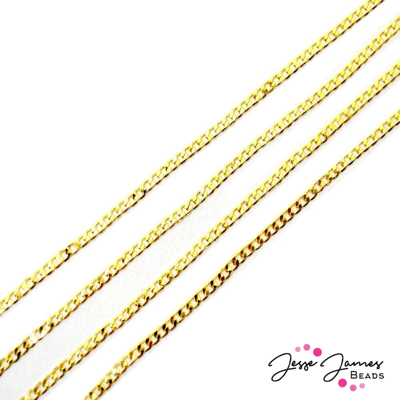 Chain Bitty Curb in Gold