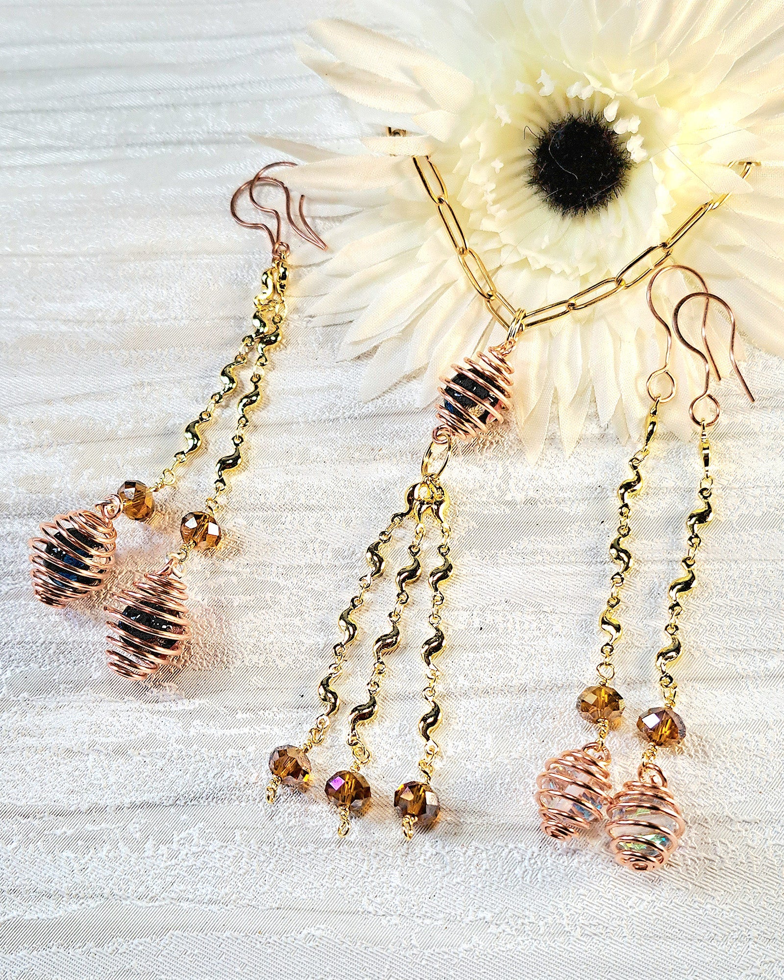 Let's Make A Spiral Cage Bead!