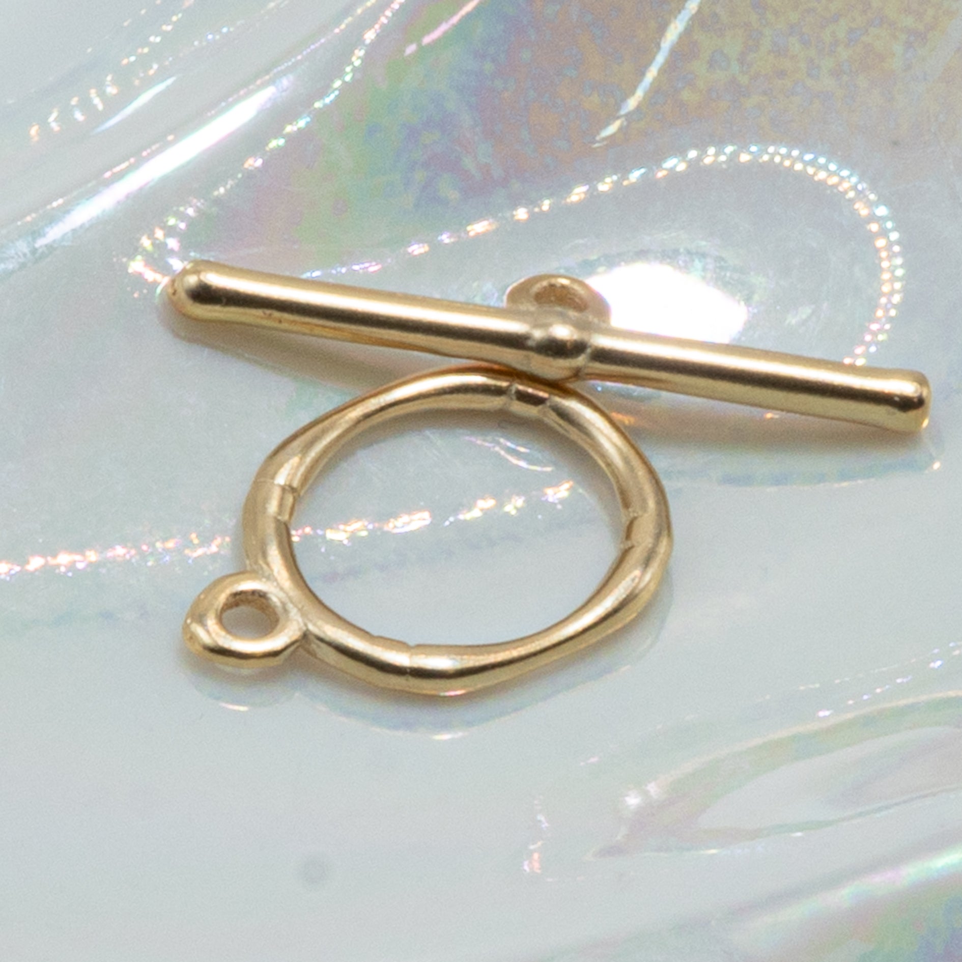 24K Gold Plated Simply Elegant Oval Brass Toggle Clasp