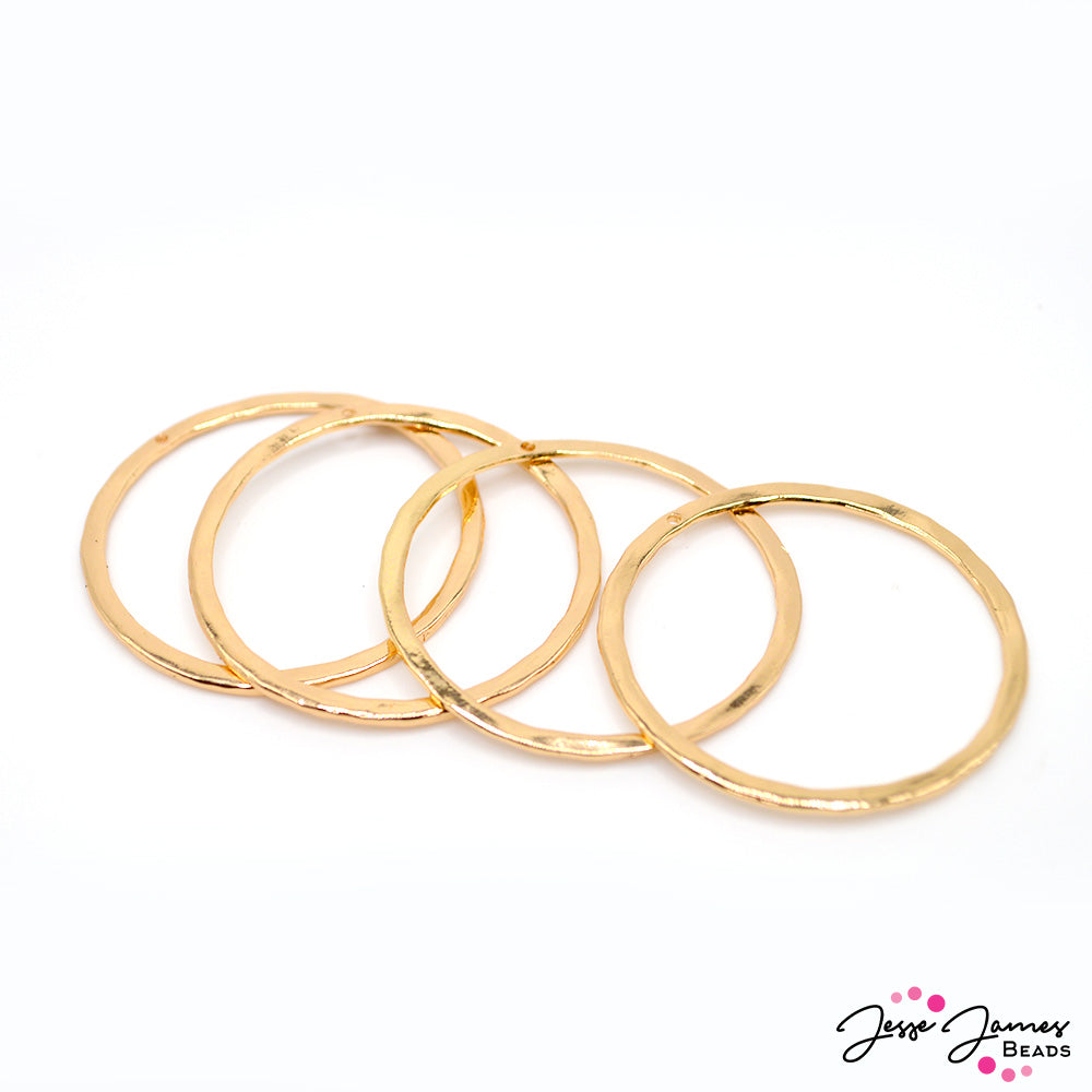 These top drilled loops are available in two sizes. Each size includes 6 pieces. Available in 42mm and 22mm sizes.