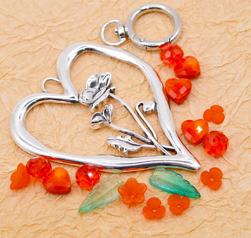 Birth Month Flower Keychain Kit in August Poppy