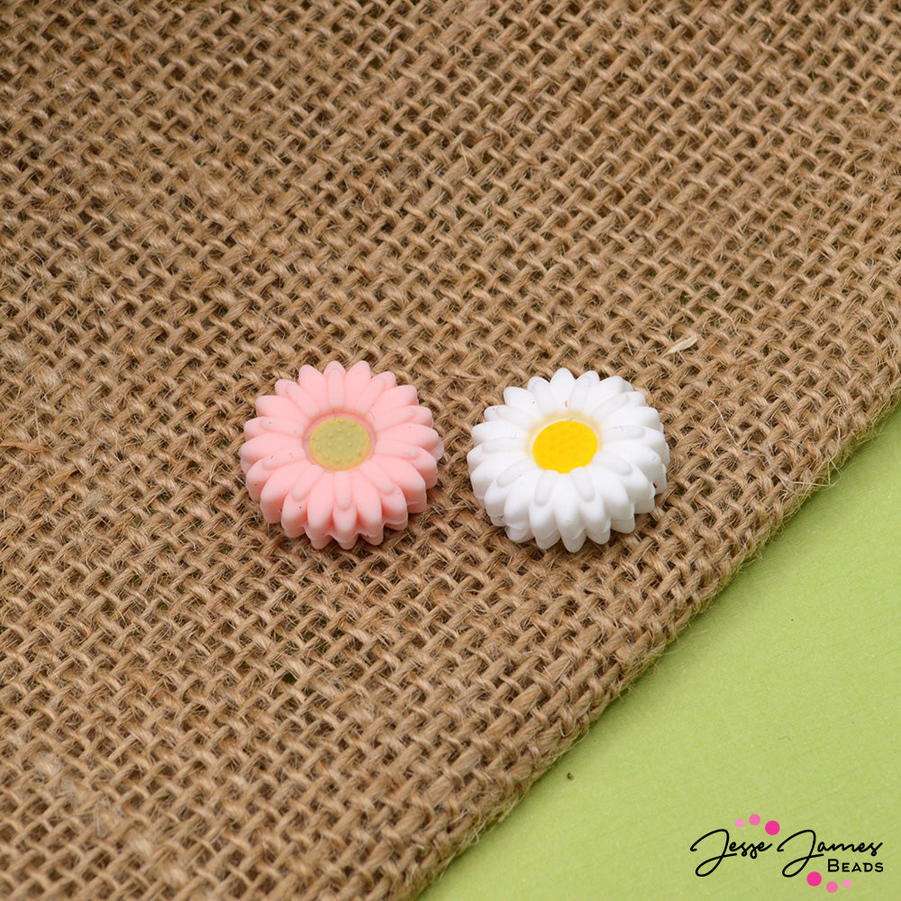 Bashful Daisy Silicone Focal Bead