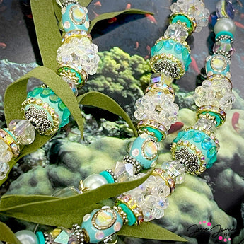 Be Jelly Bead Strand in Flower Hat Jelly