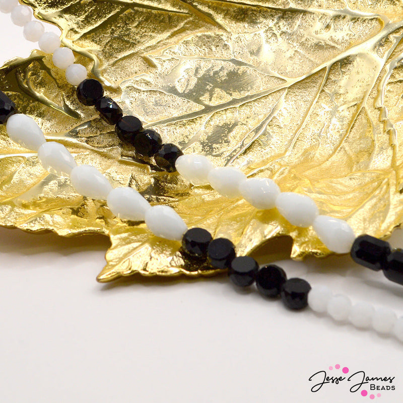 Bead Strand in Midnight Snowfall Ombre