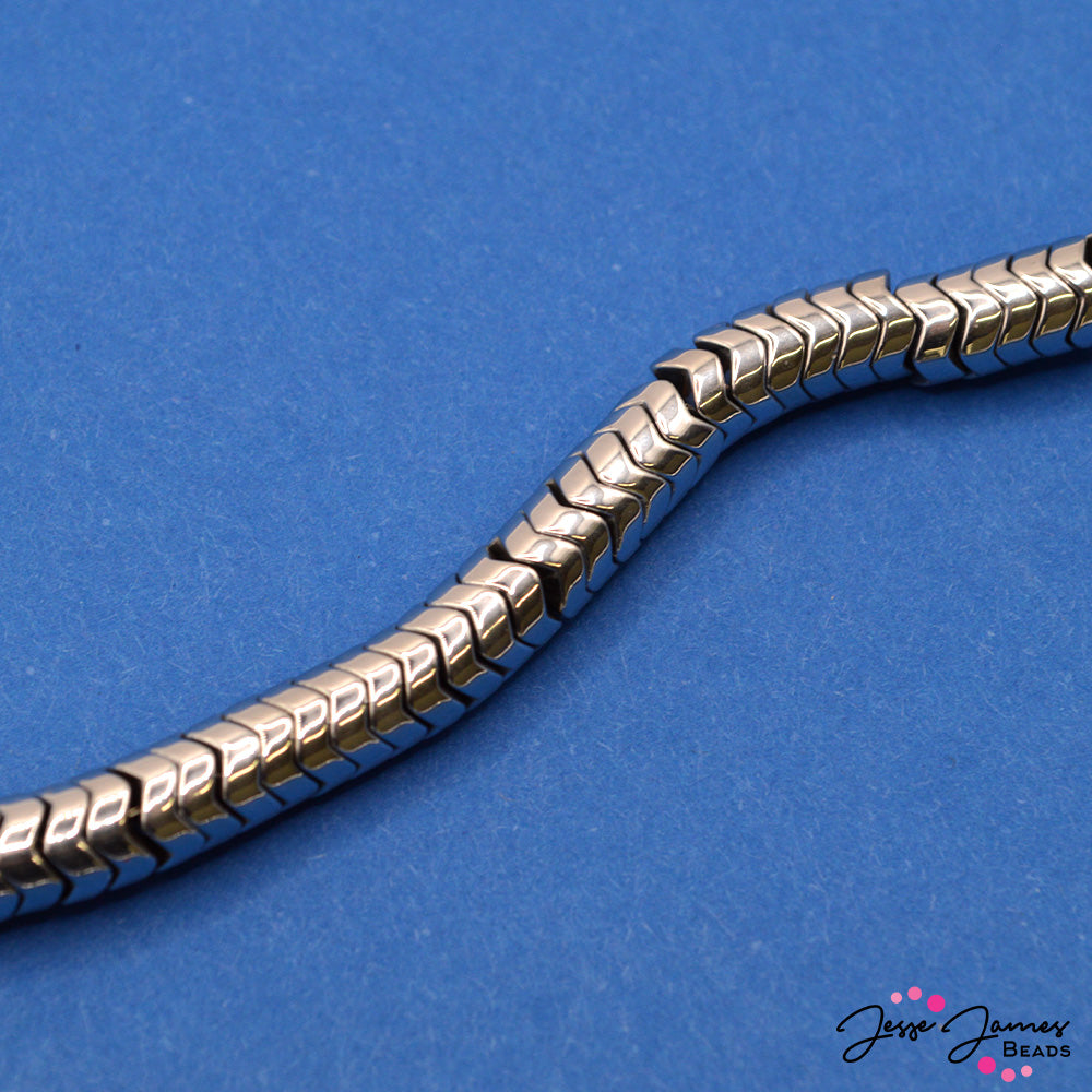 Single-Style Bead Strand in White Snake