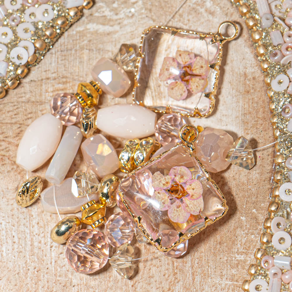Bite-Sized Bead Mix in Cherry Blossoms