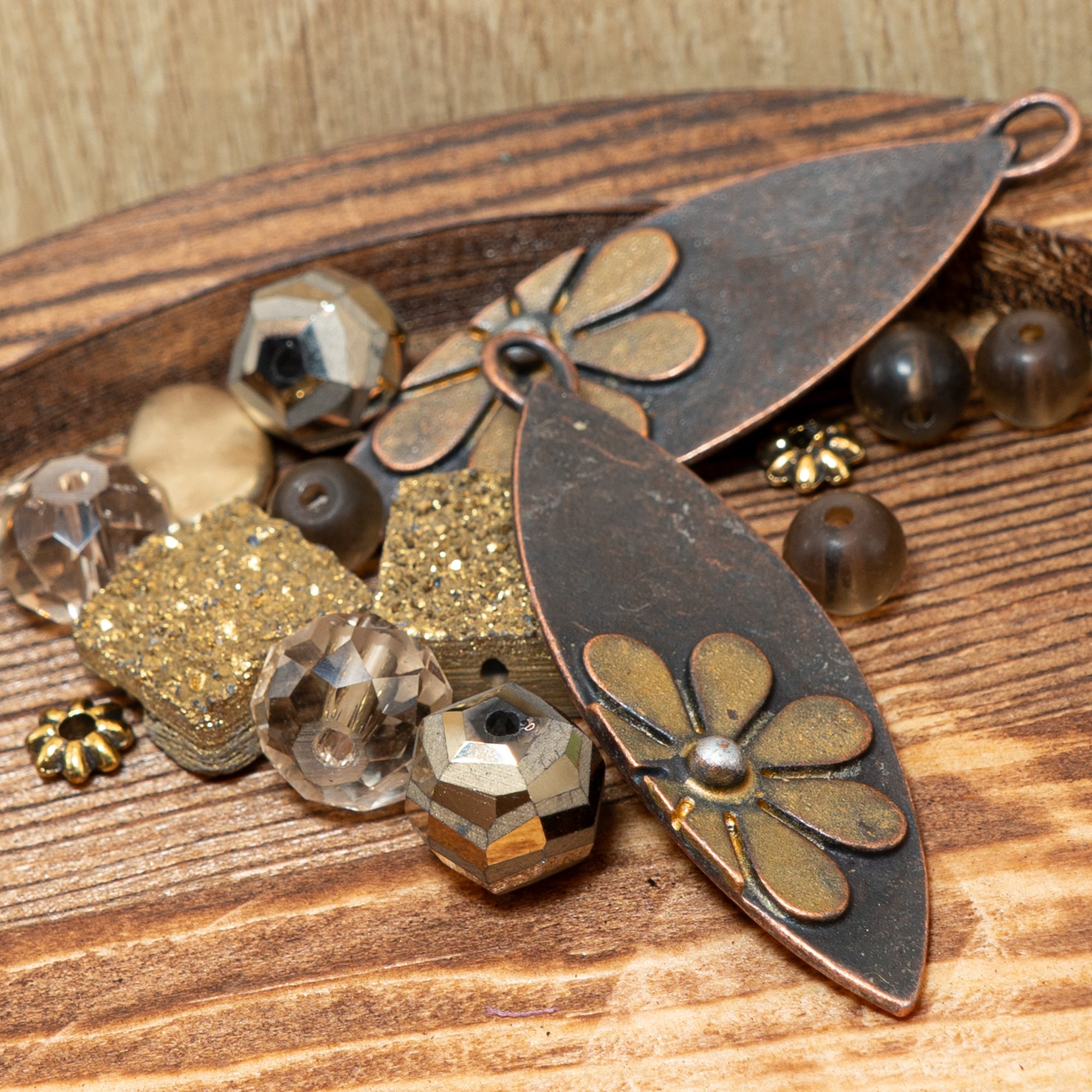 Bite-Sized Bead Mix in Vintage Gold Shimmers