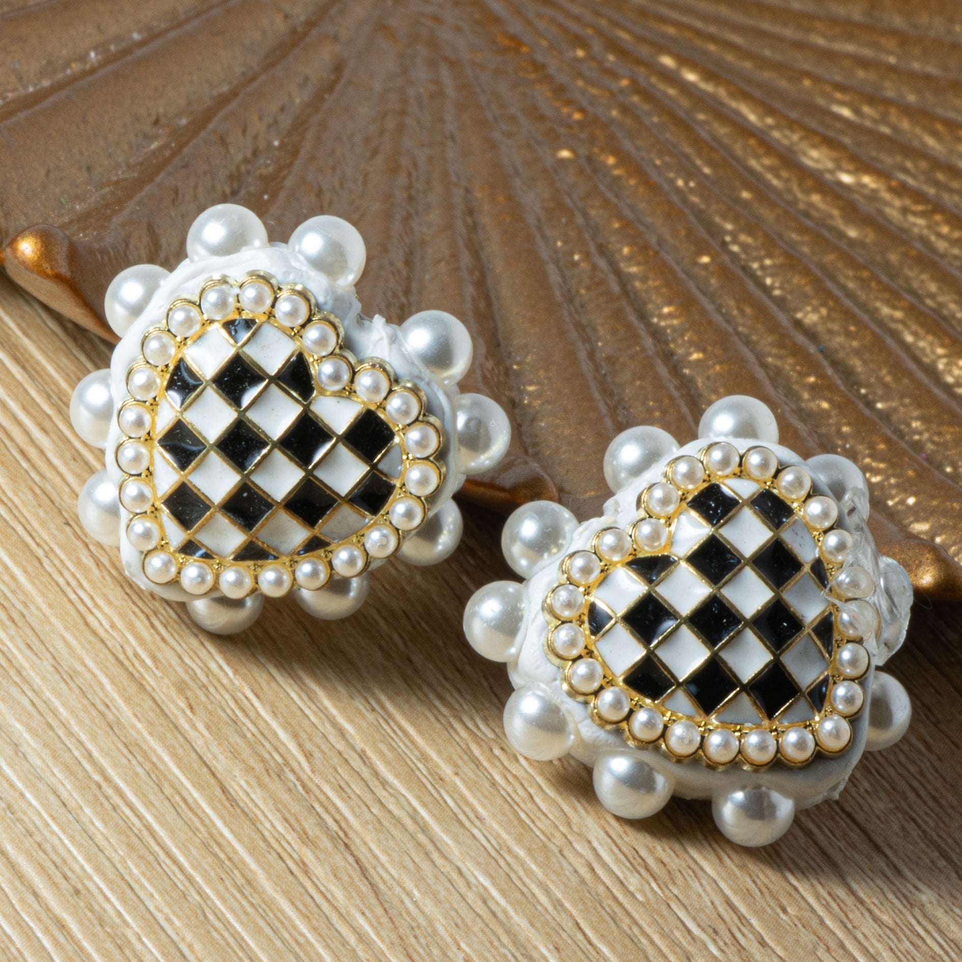 Boho Bead Pair in Hearts Royale