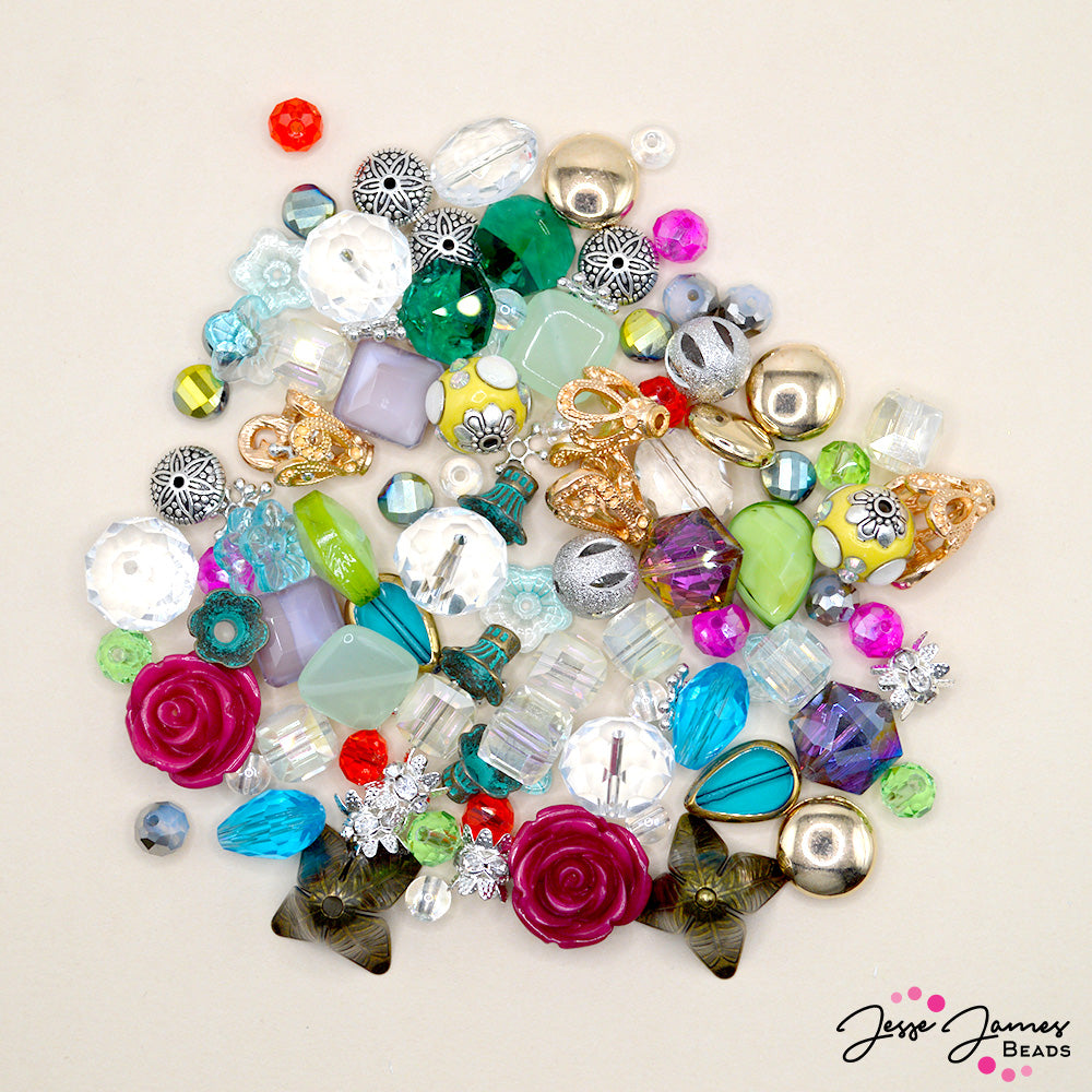 In need of a creative affirmation? This blend of beads is a grab bag of fun! Each mix includes faceted glass, acrylic roses, mini rondelles, and more. Largest bead measures 15mm. Smallest bead measures 6mm. Approximently 80 beads per mix. 