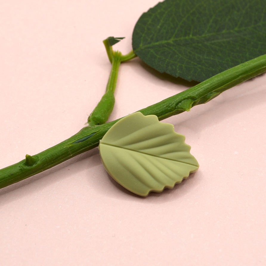 Leaf Silicone Focal Bead