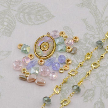 Bead Mix in The Garden of Eden with Locket