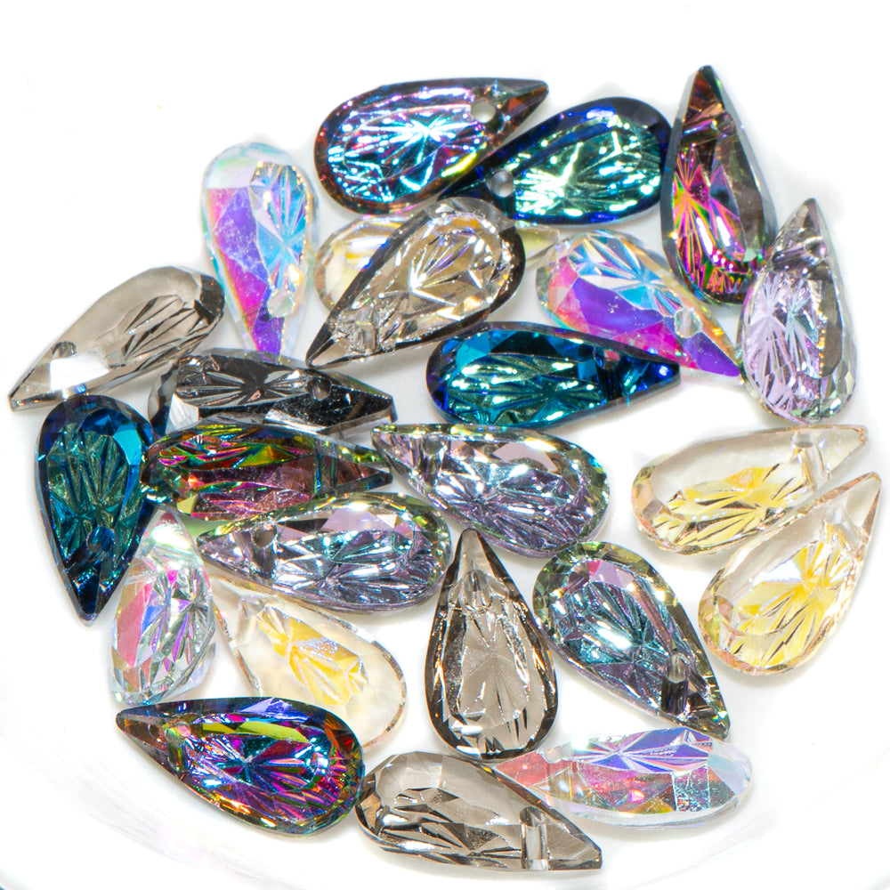 Faceted Glass Teardrop Bead Set in Treasure