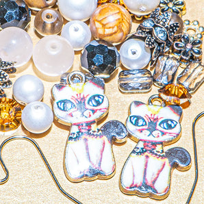 Feline Fab Kitty Cat Earring Bead Mix in Natural Beauty