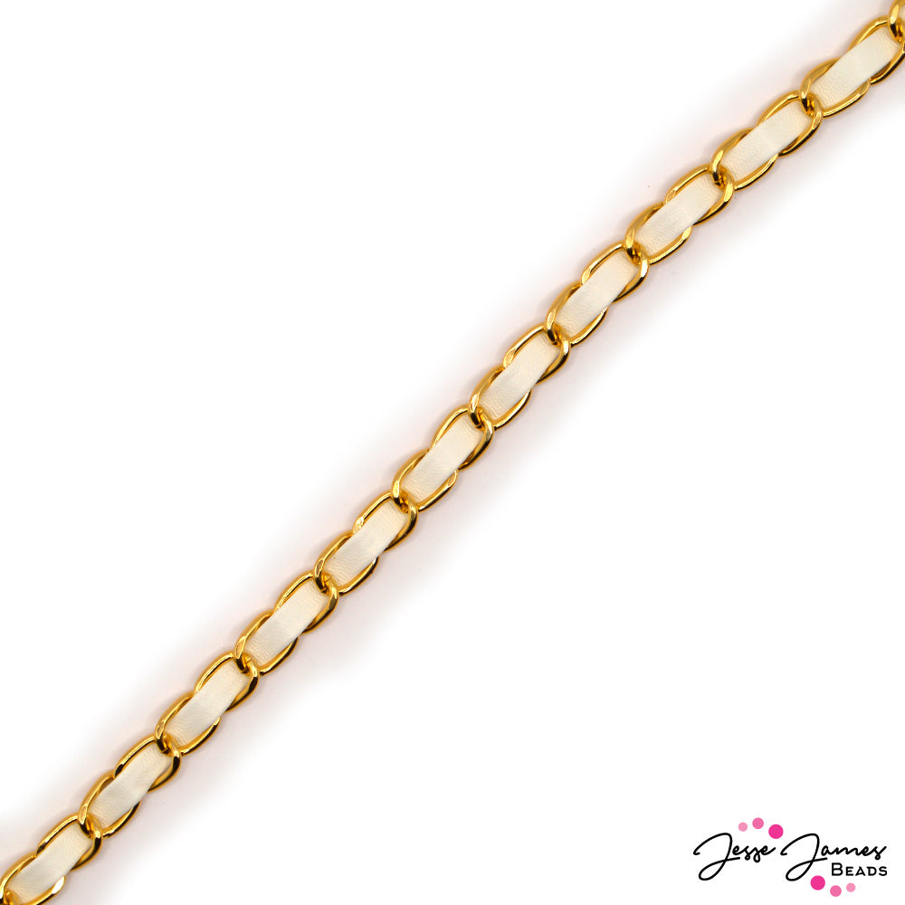 Illuminating Faux Leather Chain in Gold