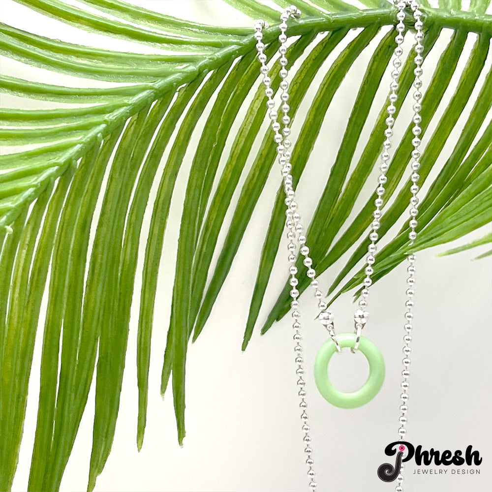 jPhresh Designs Green & Silver Simple Necklace