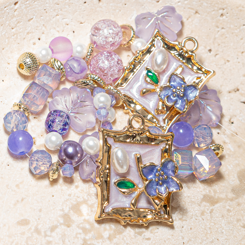 Mini Bead Mix in Garden Of Lilacs