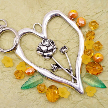 Birth Month Flower Keychain Kit in November Crysanthemum