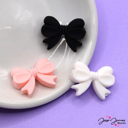 Put A Bow On It Silicone Focal Bead