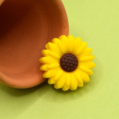 Yellow Daisy Silicone Focal Bead