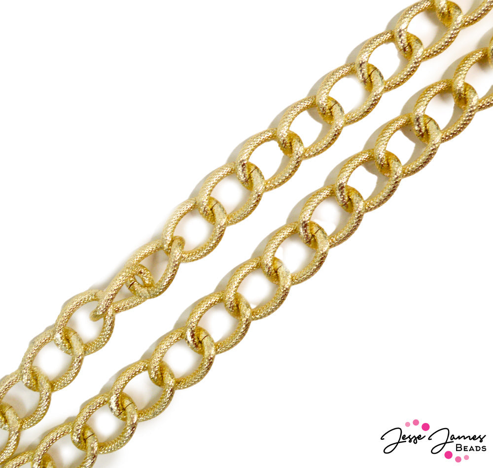 Snakeskin Coil Large Link Chain in Gold