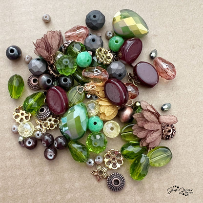 Mini Bead Mix in Avocado on E'rything