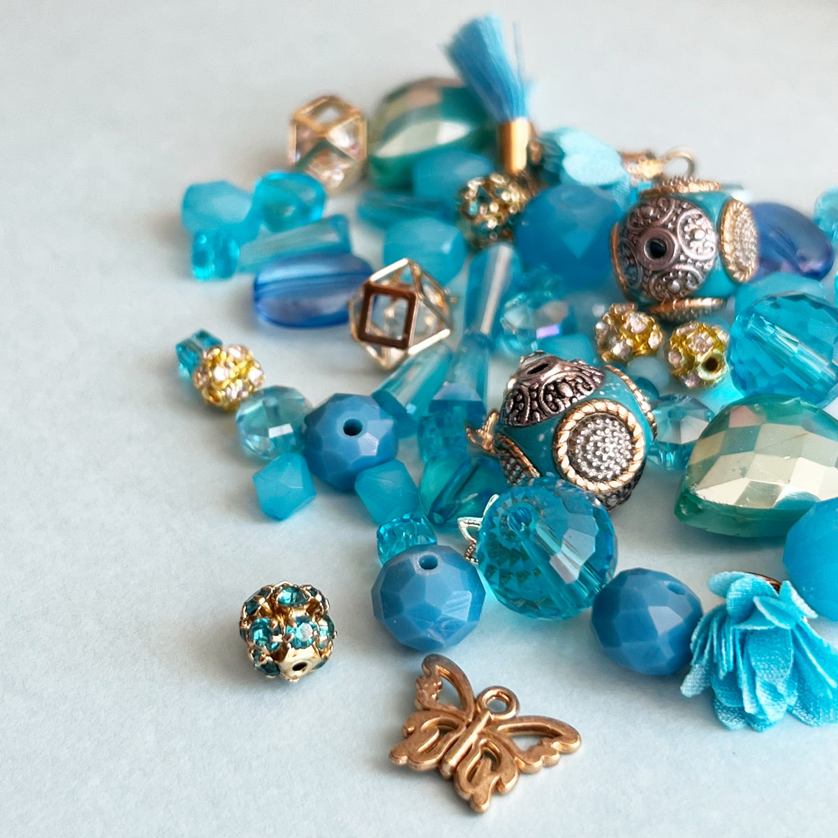 Mini Bead Mix in Blue Raspberry Ice Pop