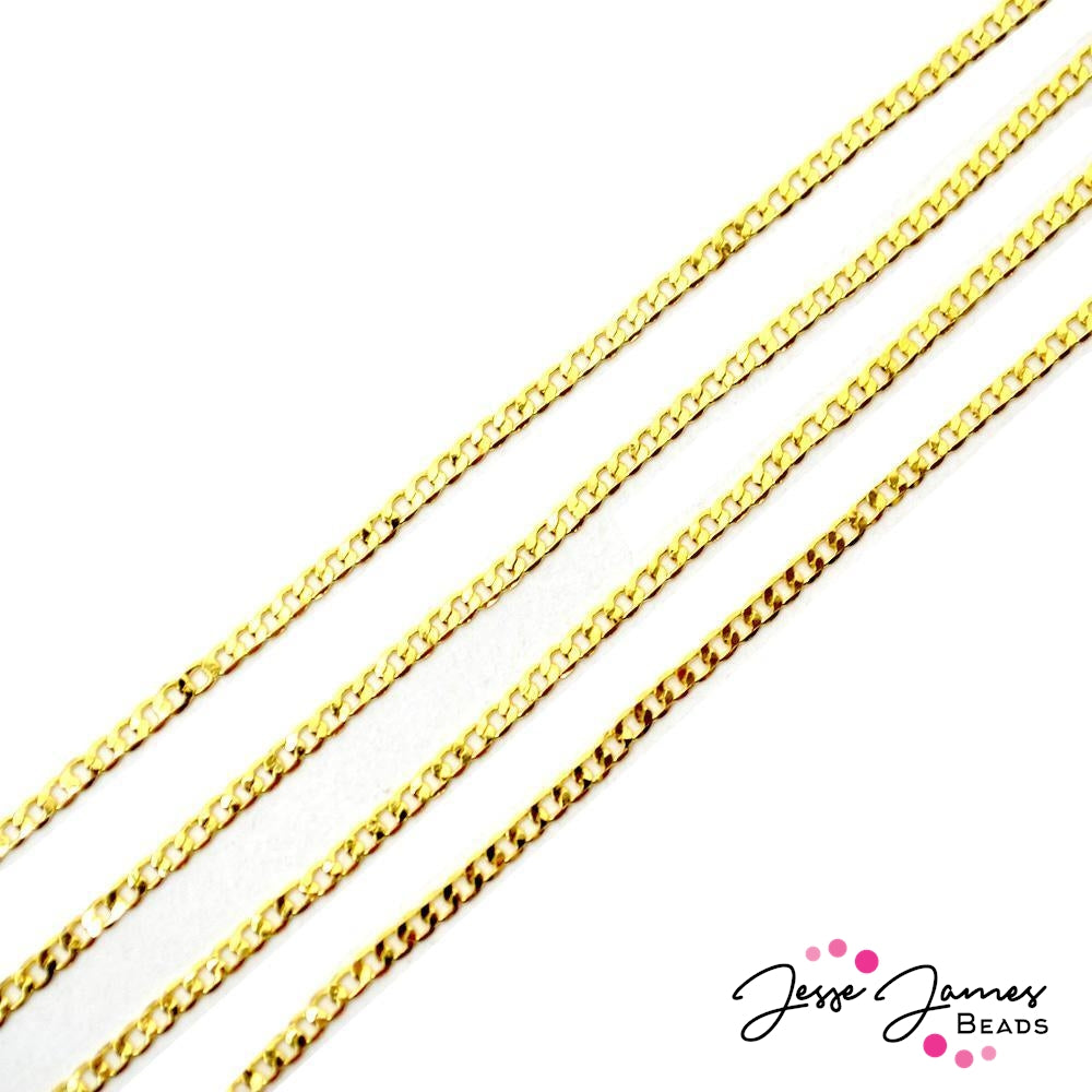 Chain Bitty Curb in Gold