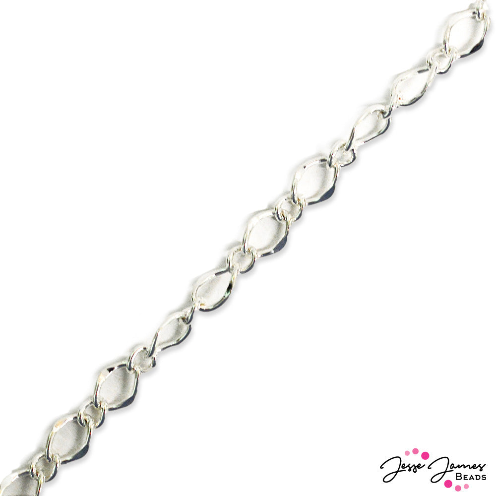 Stylish curb link chain is light and bright silver color. This metal chain works great for necklace and bracelet jewelry projects. JJB quality metal plated and design. Sold in 1 meter lengths. Links measure 8.5mm x 5.5mm x 1.5mm