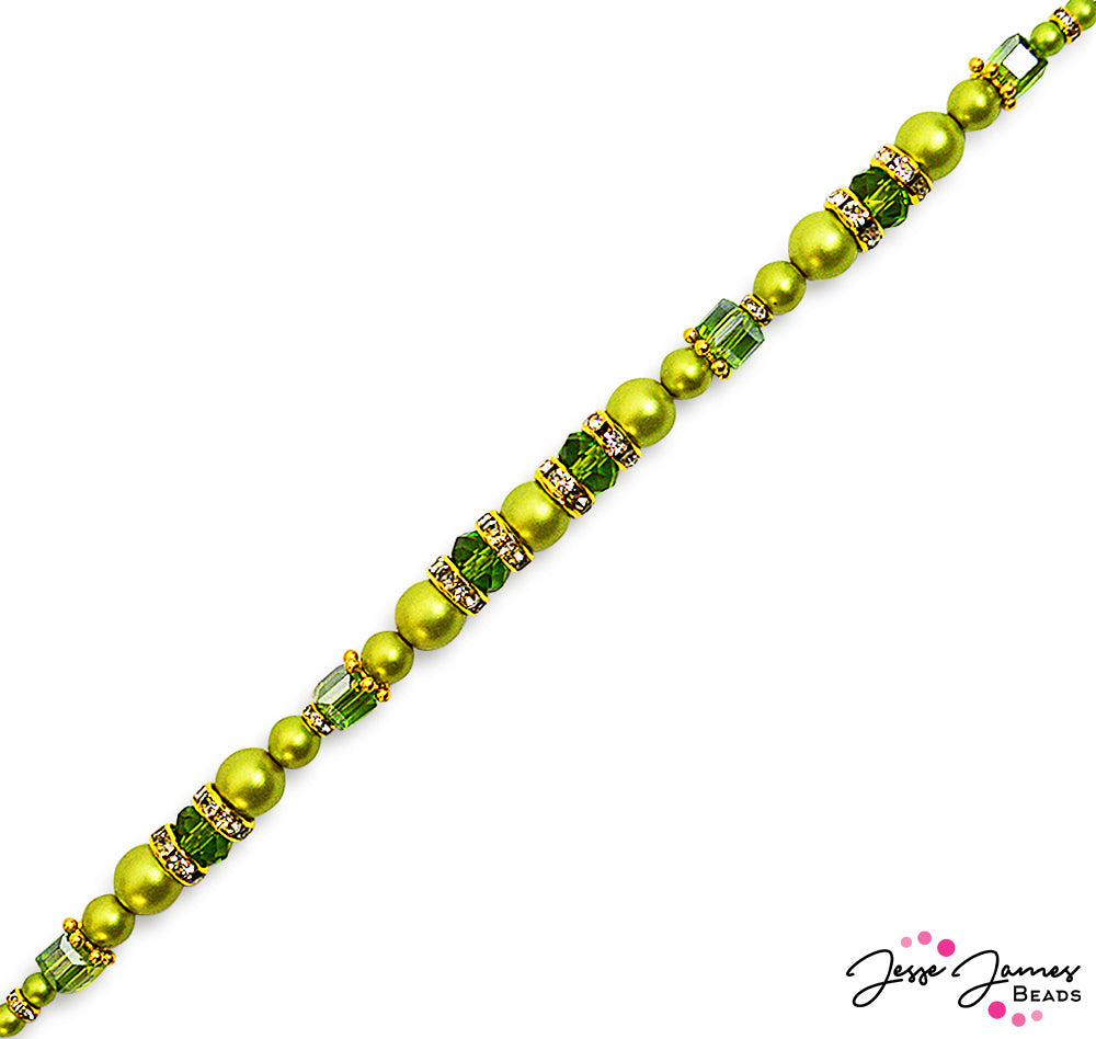 Pantone Bead Strand in Love Bird