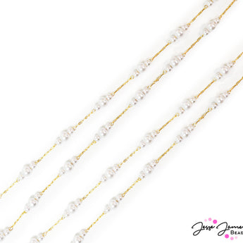 Glass Pearl Chain in Queen's Court